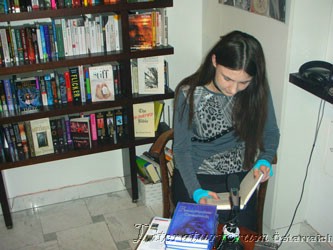 3. Nina Horvath.jpg